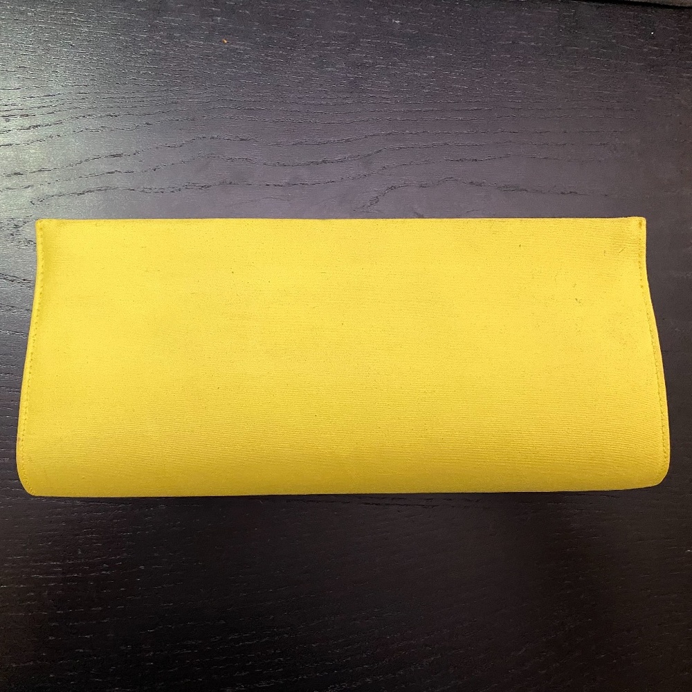Yellow clutch